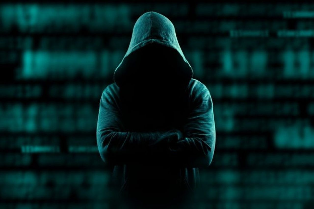 FTX hacker is reportedly moving funds in order to avoid authorities