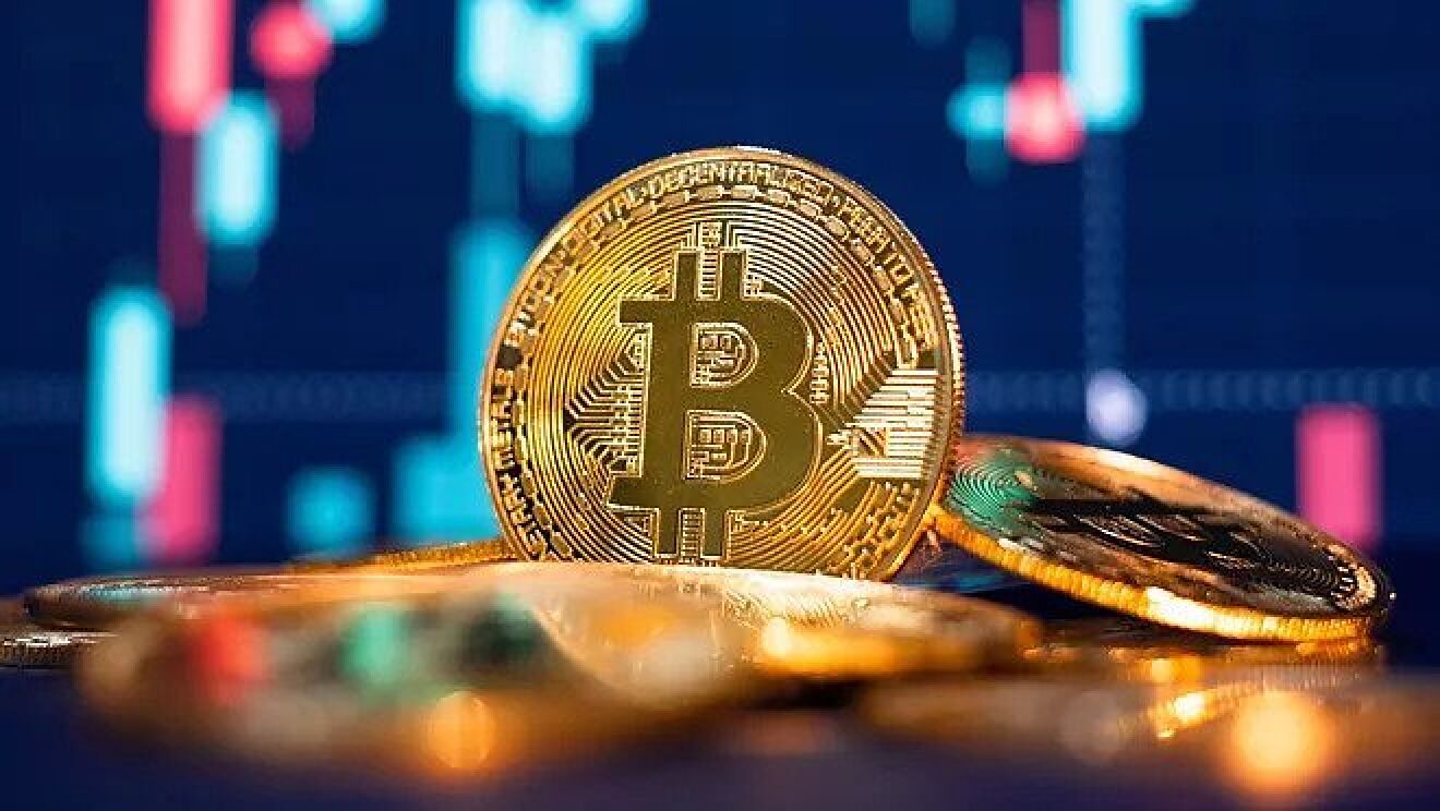 Bitcoin Mining Company Reports 21% Drop in June Revenues
