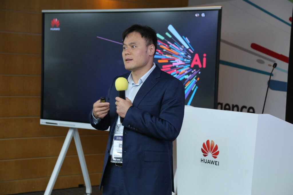 Huawei showcased its F5G Green Intelligent OptiX Network scenario-specific solutions that enable industry intelligence