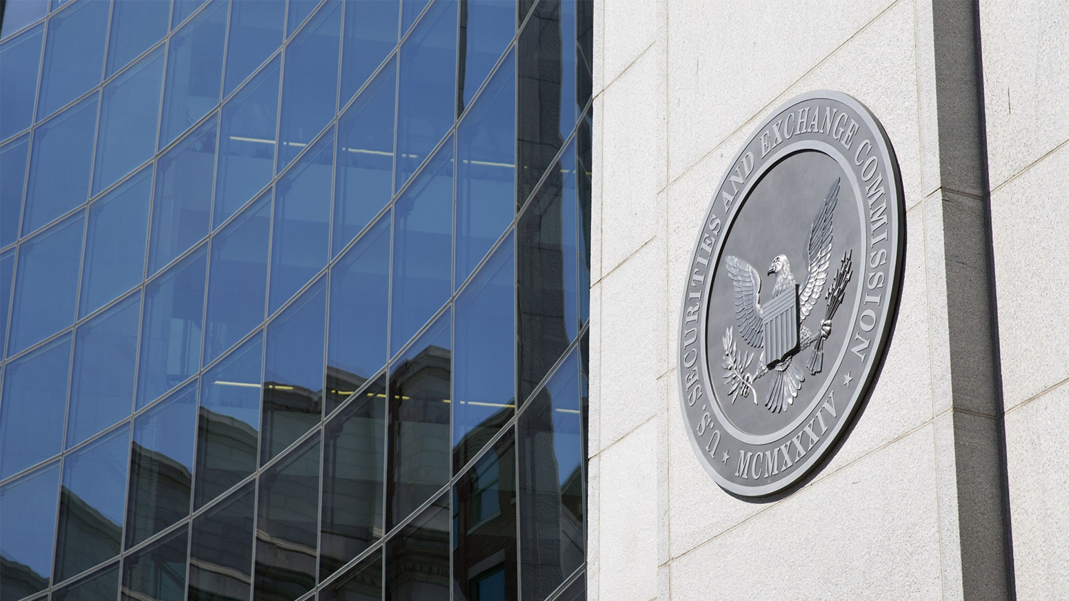 Matrixport Predicts SEC Bitcoin ETF Rejections, Causing Bitcoin Price Drop