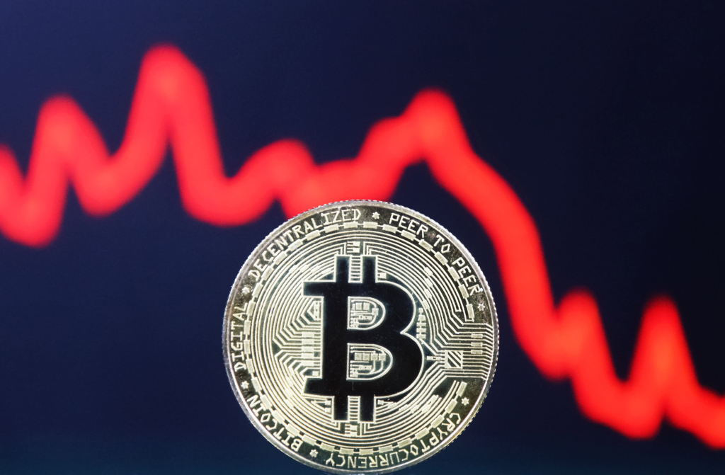 Bitcoin falls below $58,000 as people fear recession