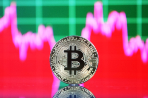 Bitcoin (BTC) experienced a rollercoaster ride, climbing above $61,000 after dipping to $60,400 amid escalating Middle East tensions.